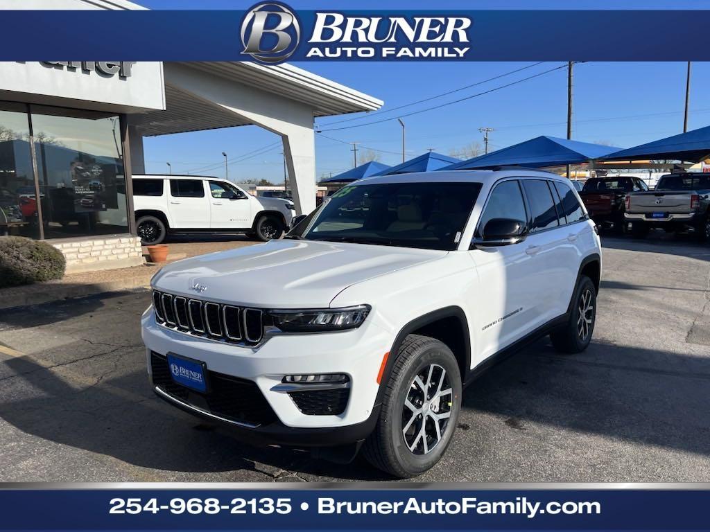 new 2025 Jeep Grand Cherokee car, priced at $50,896