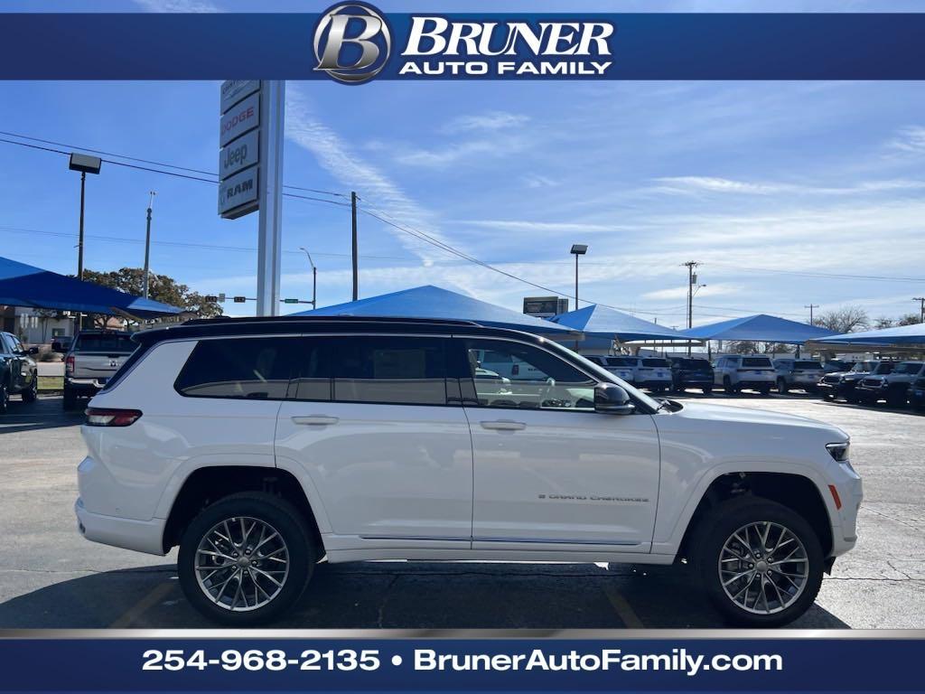 new 2025 Jeep Grand Cherokee L car, priced at $61,343