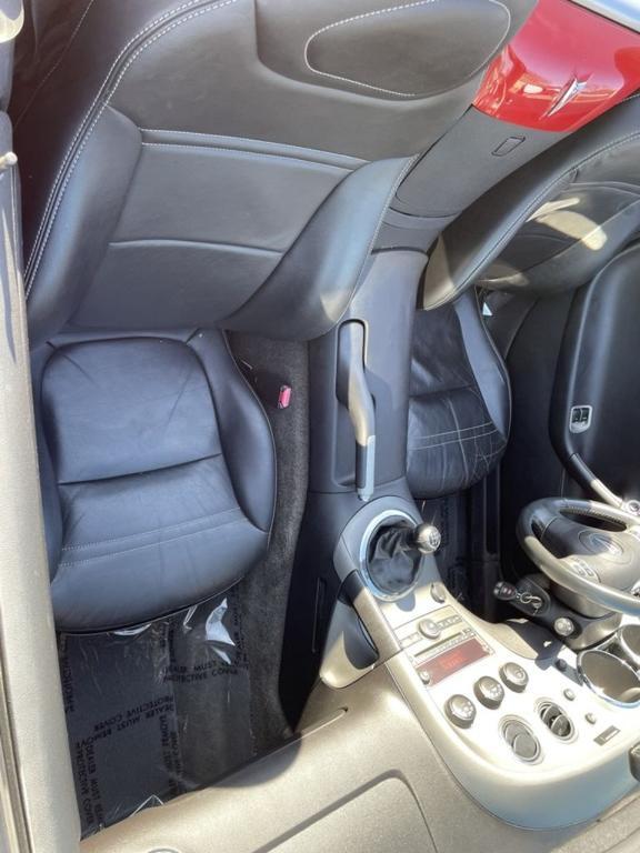 used 2006 Pontiac Solstice car, priced at $12,850