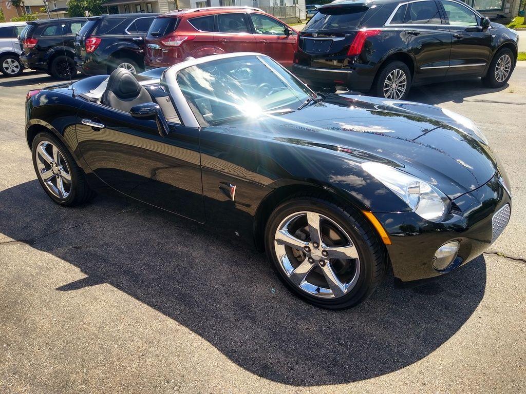 used 2007 Pontiac Solstice car, priced at $12,850