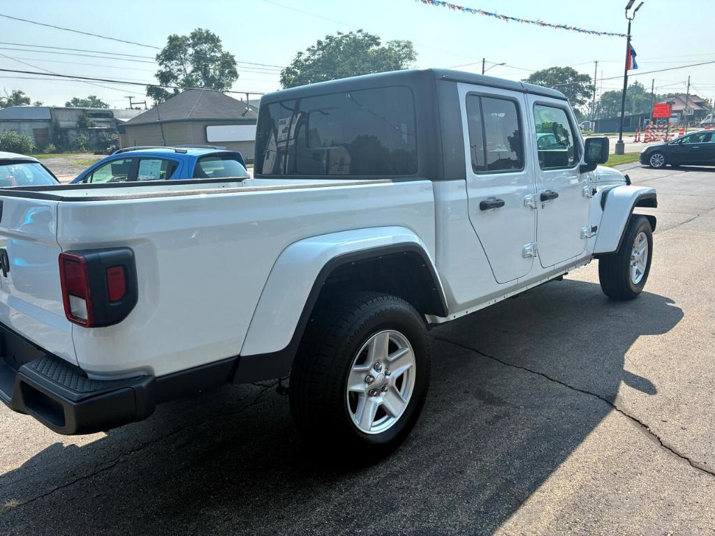 used 2022 Jeep Gladiator car, priced at $29,875