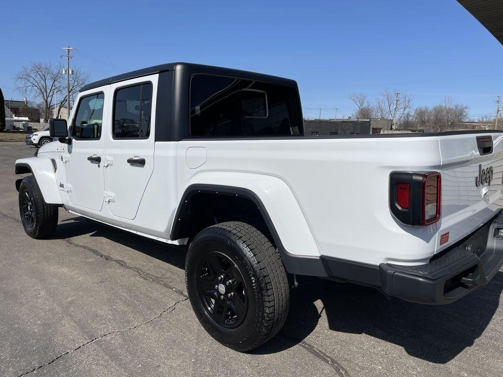 used 2022 Jeep Gladiator car, priced at $29,875