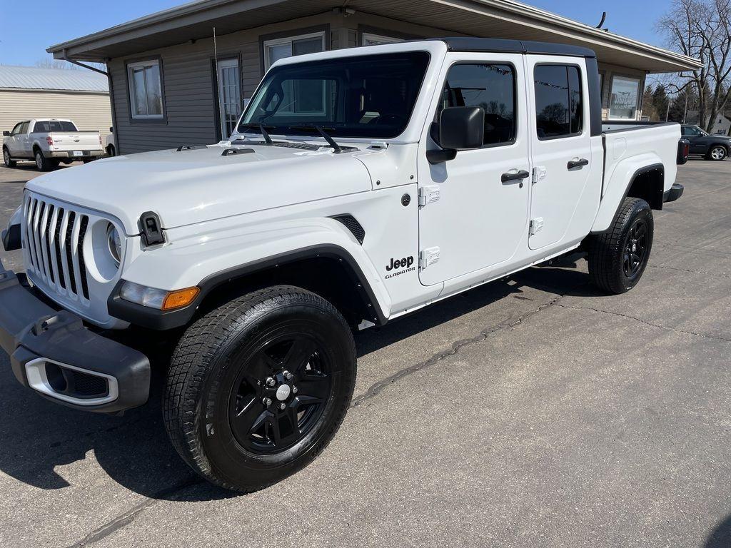 used 2022 Jeep Gladiator car, priced at $29,875