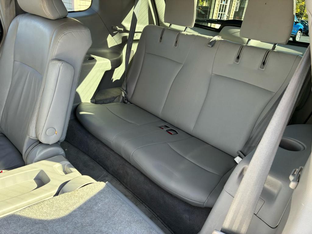 used 2010 Toyota Highlander Hybrid car, priced at $6,850