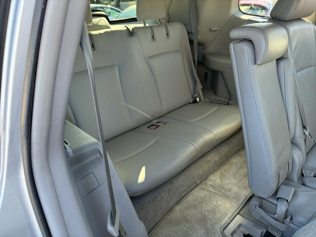 used 2010 Toyota Highlander Hybrid car, priced at $6,850