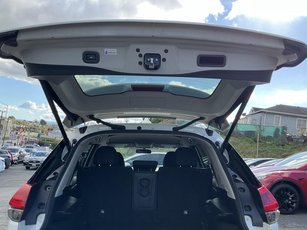 used 2018 Nissan Rogue car, priced at $13,998