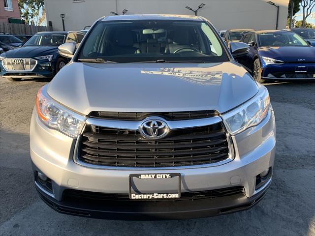 used 2014 Toyota Highlander car, priced at $15,998