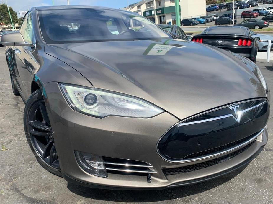 used 2015 Tesla Model S car, priced at $20,800