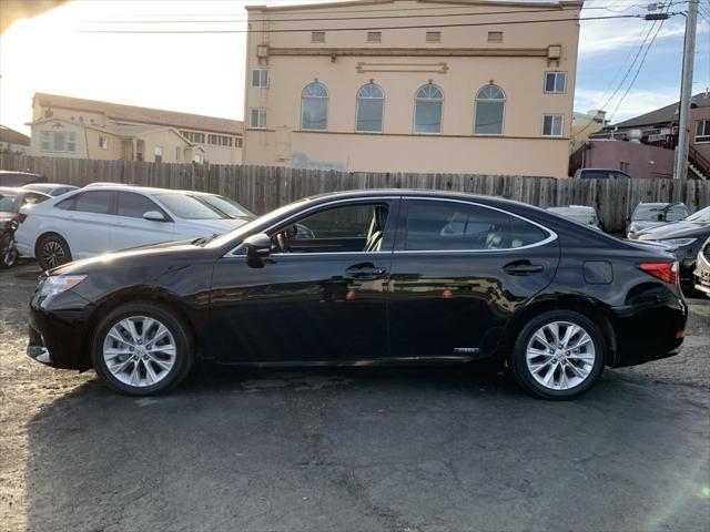 used 2013 Lexus ES 300h car, priced at $14,998