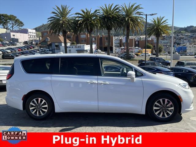 used 2022 Chrysler Pacifica Hybrid car, priced at $17,500