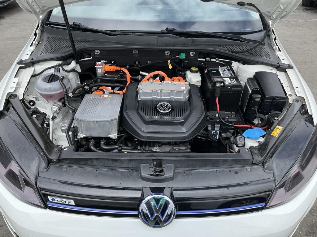 used 2015 Volkswagen e-Golf car, priced at $6,250