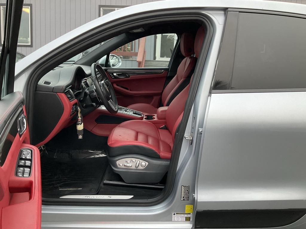 used 2016 Porsche Macan car, priced at $16,800