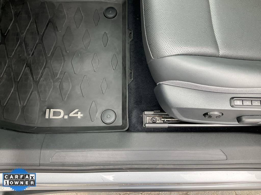 used 2024 Volkswagen ID.4 car, priced at $23,300