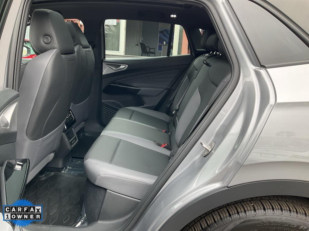 used 2024 Volkswagen ID.4 car, priced at $23,300