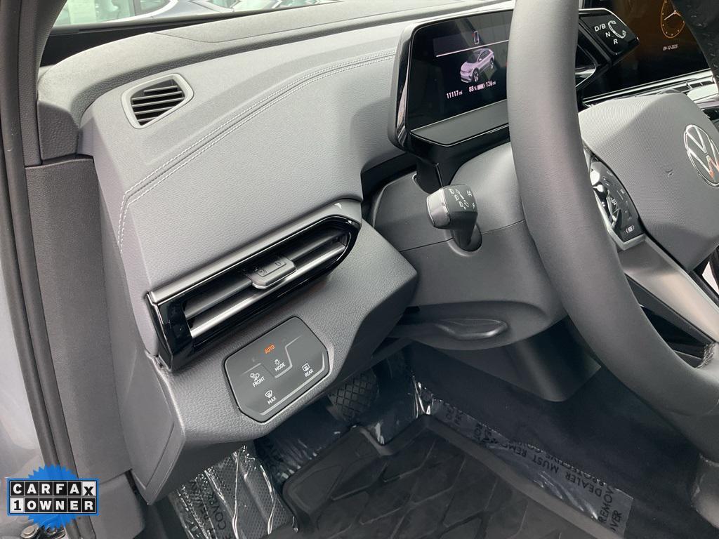 used 2024 Volkswagen ID.4 car, priced at $23,300