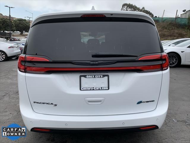 used 2022 Chrysler Pacifica Hybrid car, priced at $25,800