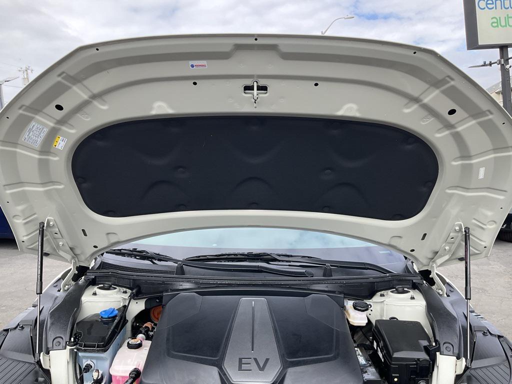 used 2022 Kia EV6 car, priced at $25,998