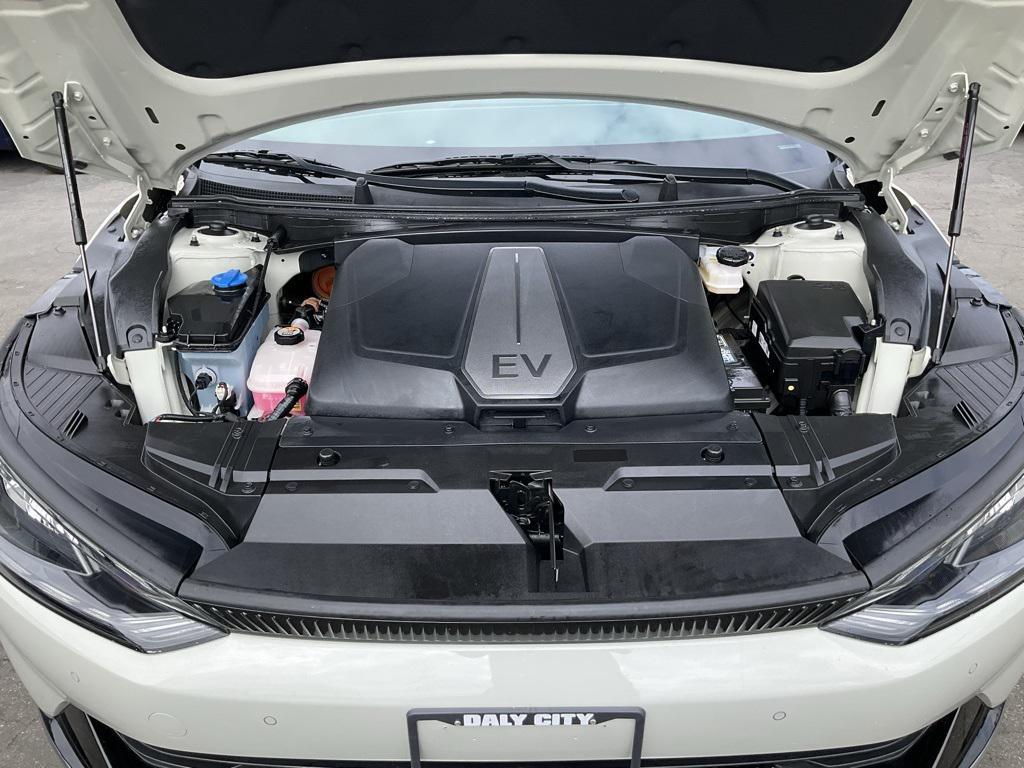 used 2022 Kia EV6 car, priced at $25,998