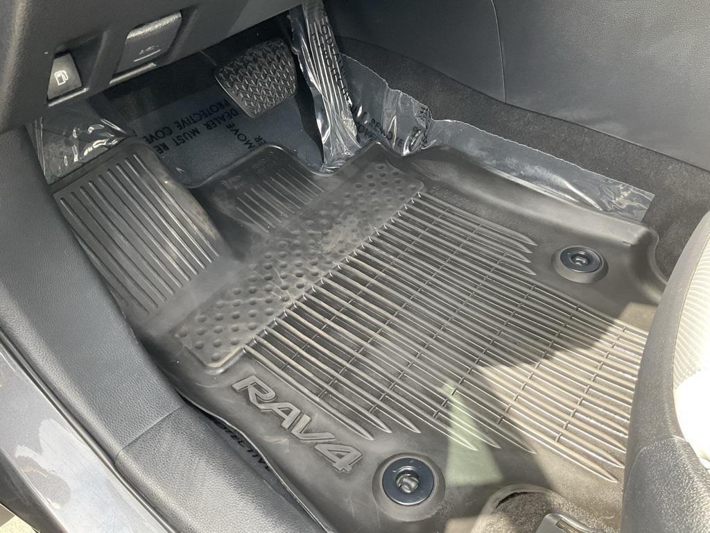 used 2022 Toyota RAV4 Hybrid car, priced at $25,998