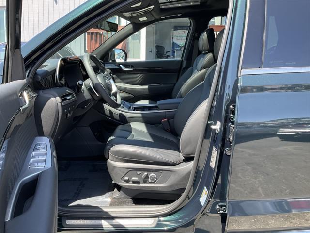 used 2025 Hyundai Palisade car, priced at $49,998
