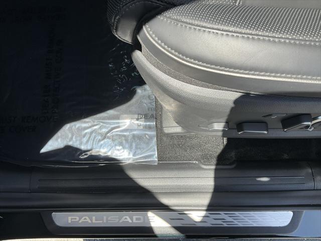 used 2025 Hyundai Palisade car, priced at $49,998