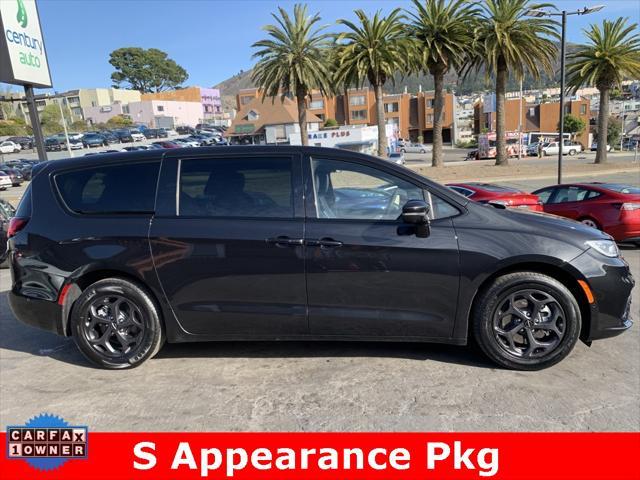 used 2022 Chrysler Pacifica Hybrid car, priced at $20,998