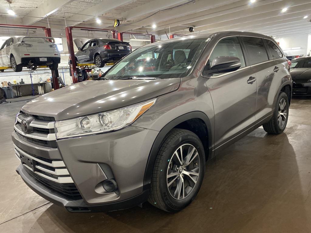 used 2017 Toyota Highlander car, priced at $18,995