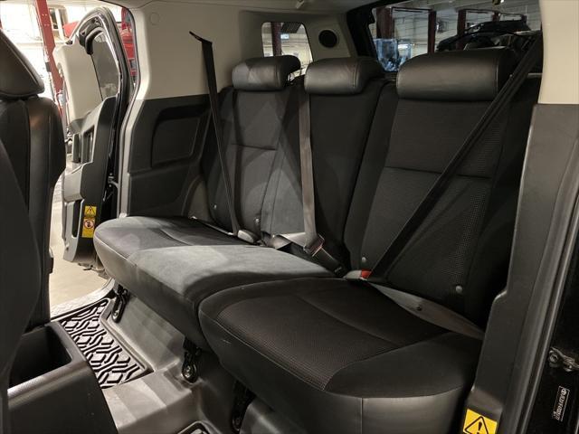 used 2007 Toyota FJ Cruiser car, priced at $13,888