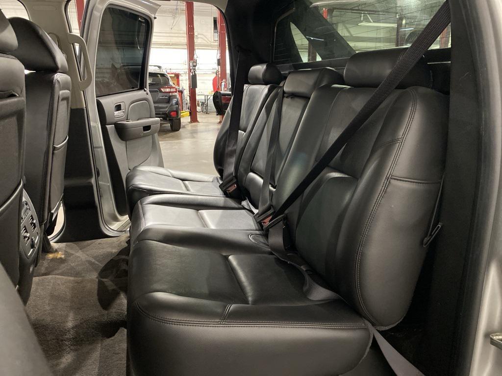 used 2010 Chevrolet Avalanche car, priced at $11,655