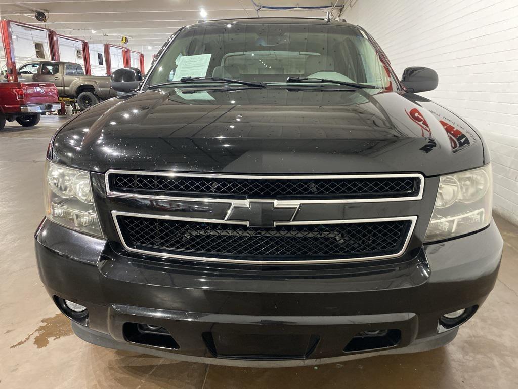 used 2007 Chevrolet Avalanche car, priced at $7,995
