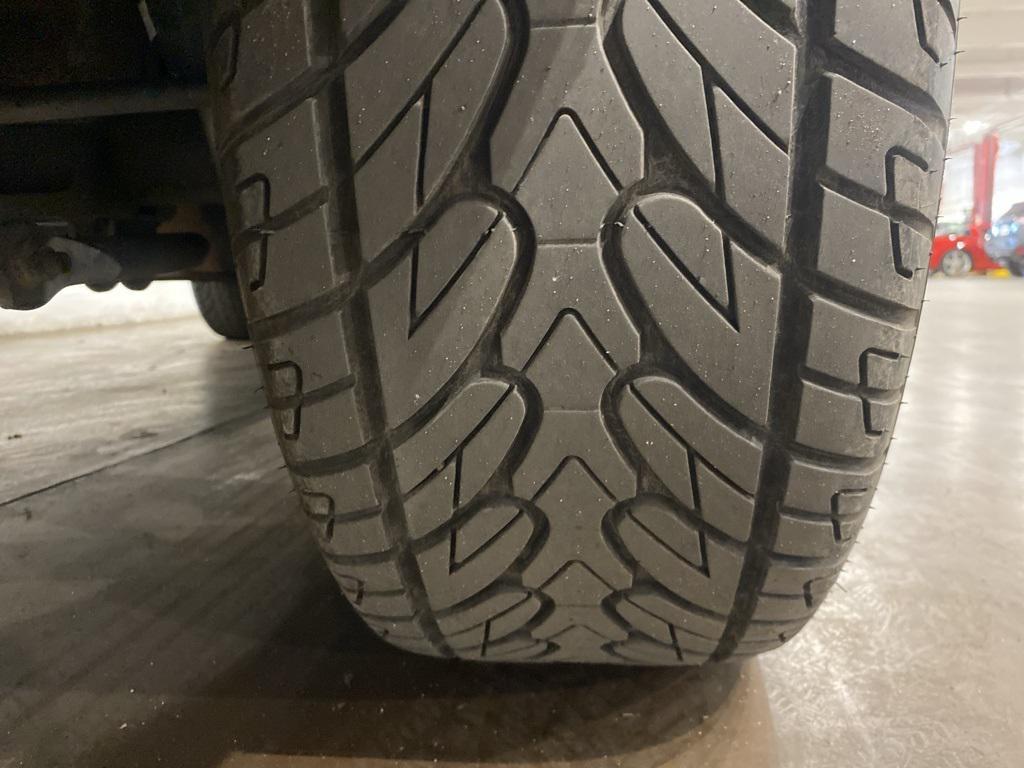 used 2007 Chevrolet Avalanche car, priced at $7,995