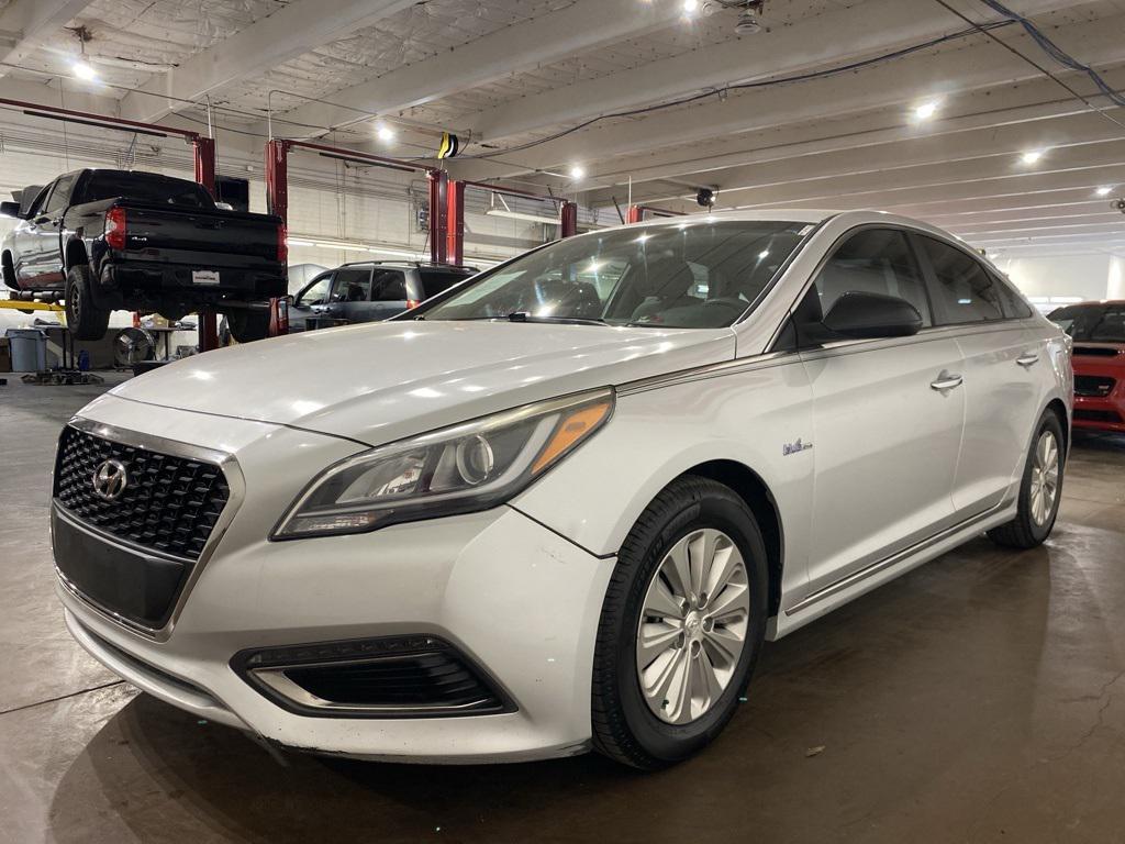 used 2016 Hyundai Sonata Hybrid car, priced at $9,255