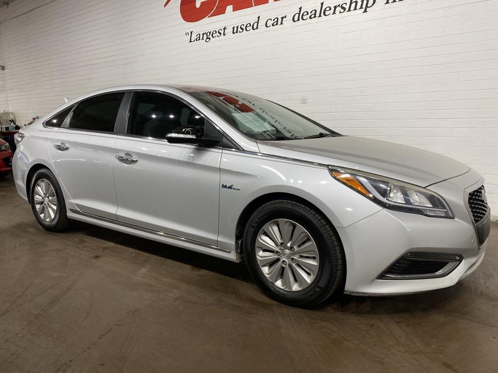 used 2016 Hyundai Sonata Hybrid car, priced at $9,255