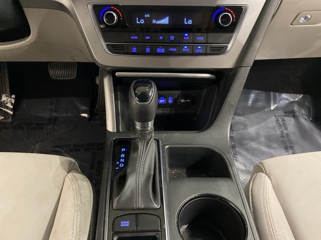 used 2016 Hyundai Sonata Hybrid car, priced at $9,255