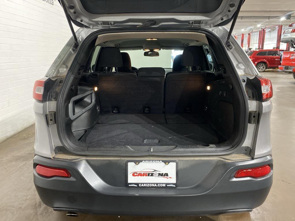 used 2016 Jeep Cherokee car, priced at $11,222