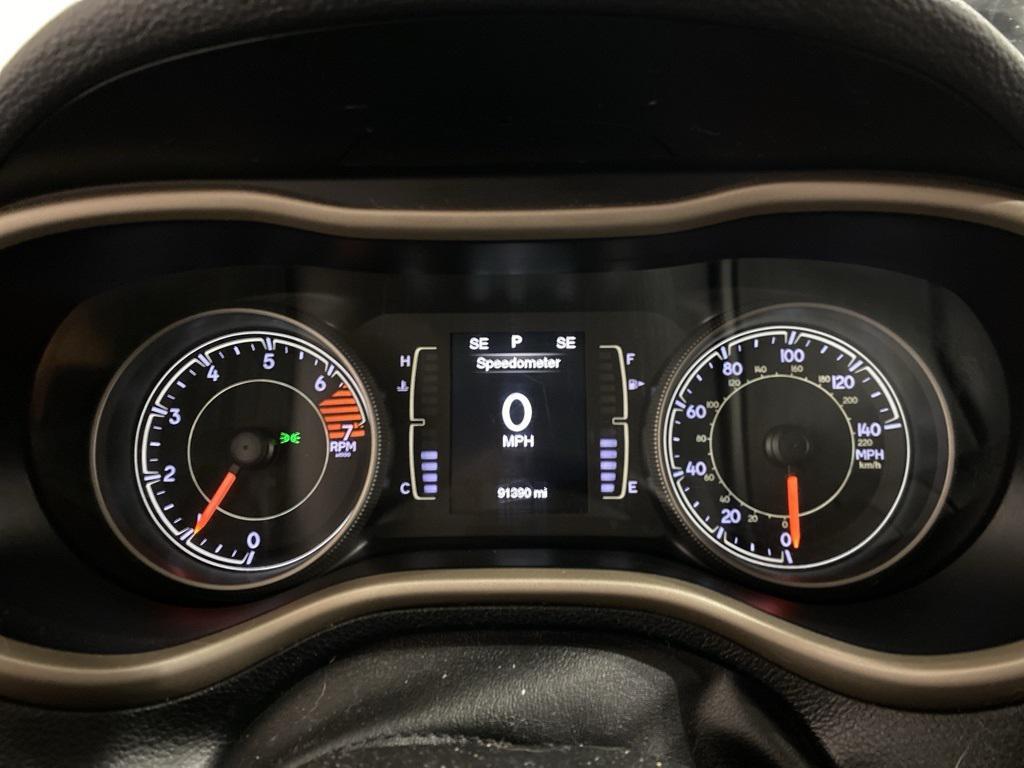 used 2016 Jeep Cherokee car, priced at $11,222