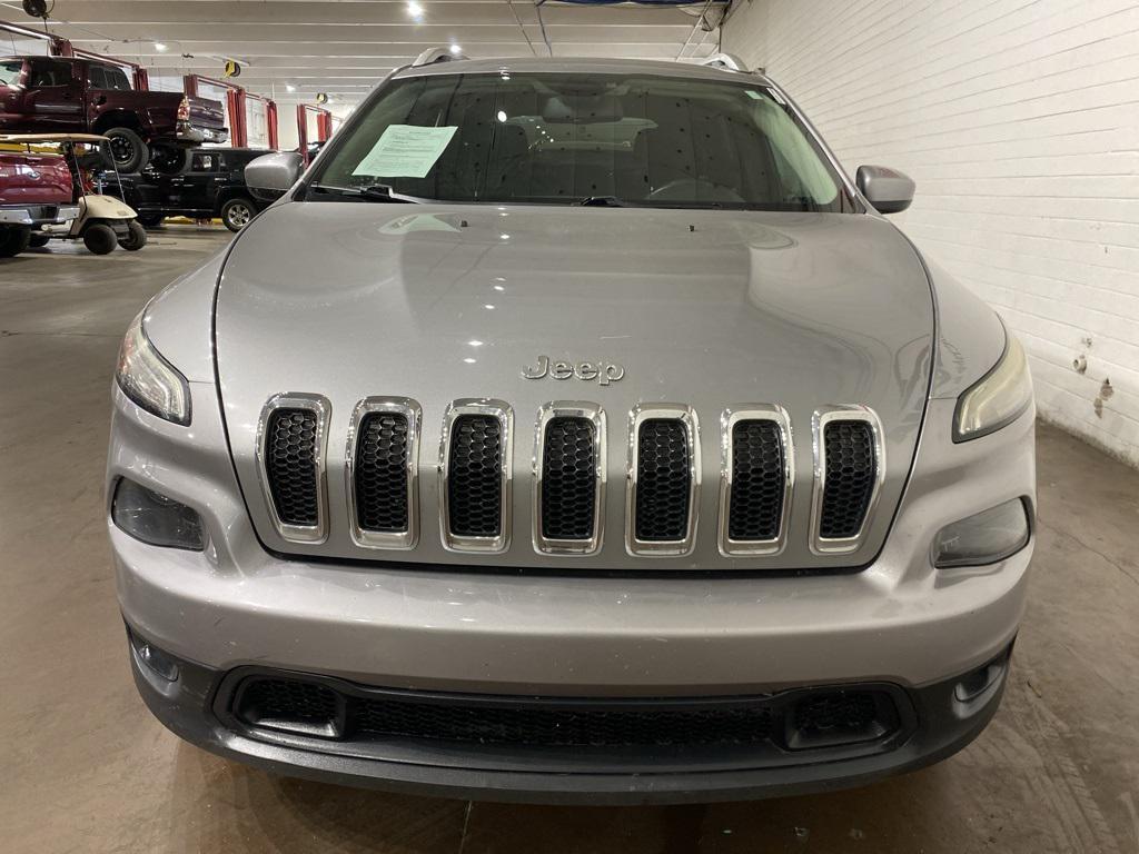 used 2016 Jeep Cherokee car, priced at $11,222