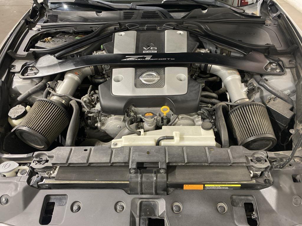 used 2009 Nissan 370Z car, priced at $13,995