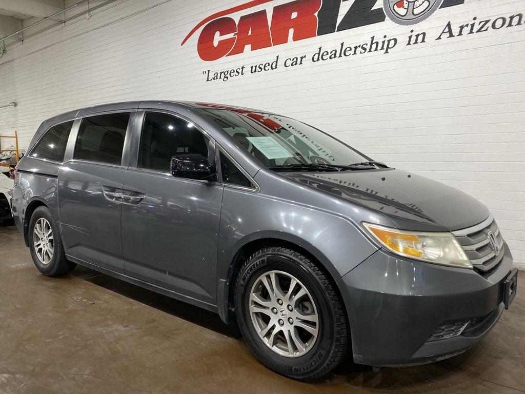 used 2013 Honda Odyssey car, priced at $12,995