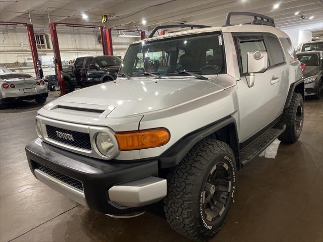 used 2007 Toyota FJ Cruiser car, priced at $14,999