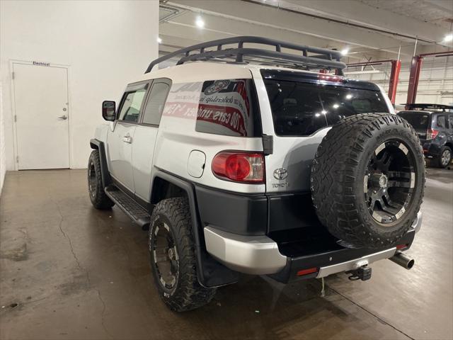 used 2007 Toyota FJ Cruiser car, priced at $14,999