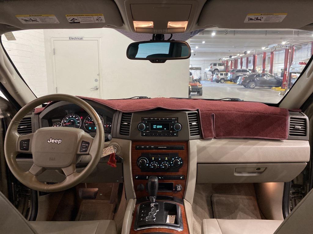 used 2006 Jeep Grand Cherokee car, priced at $11,488