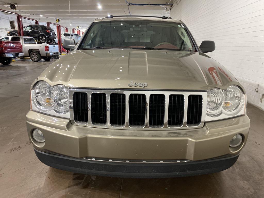 used 2006 Jeep Grand Cherokee car, priced at $11,488
