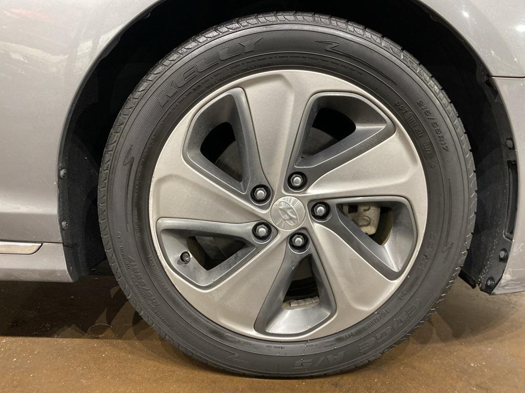 used 2017 Hyundai Sonata Hybrid car, priced at $16,888