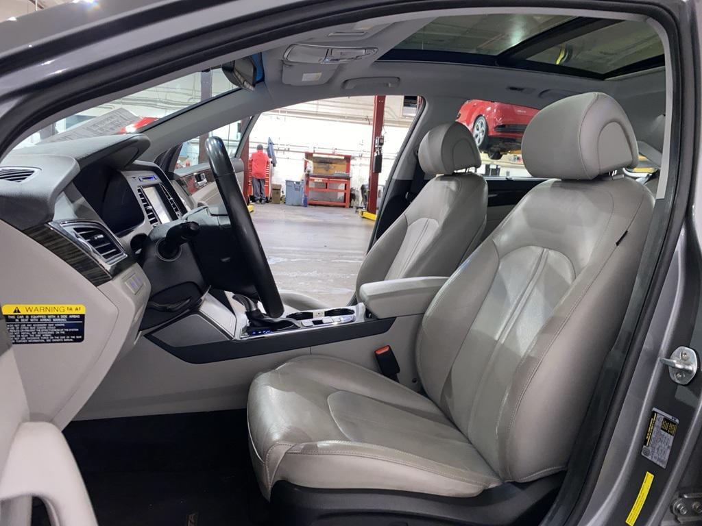 used 2017 Hyundai Sonata Hybrid car, priced at $16,888