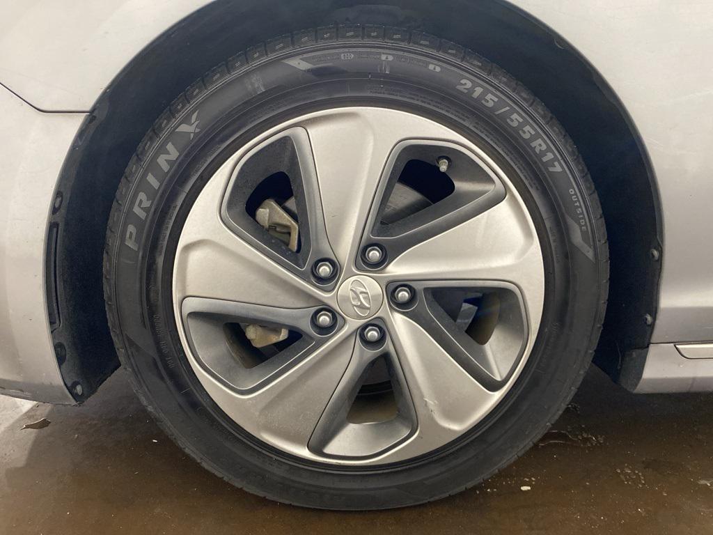 used 2017 Hyundai Sonata Hybrid car, priced at $16,888