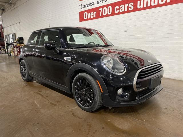 used 2019 MINI Hardtop car, priced at $17,999