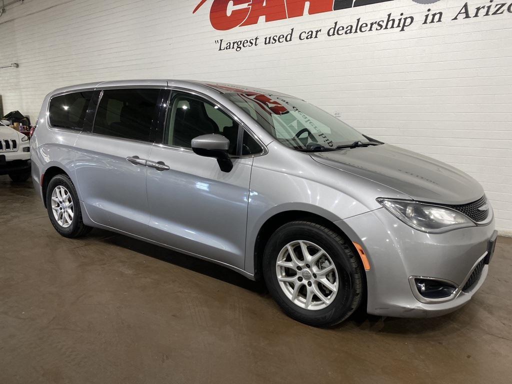 used 2017 Chrysler Pacifica car, priced at $9,995