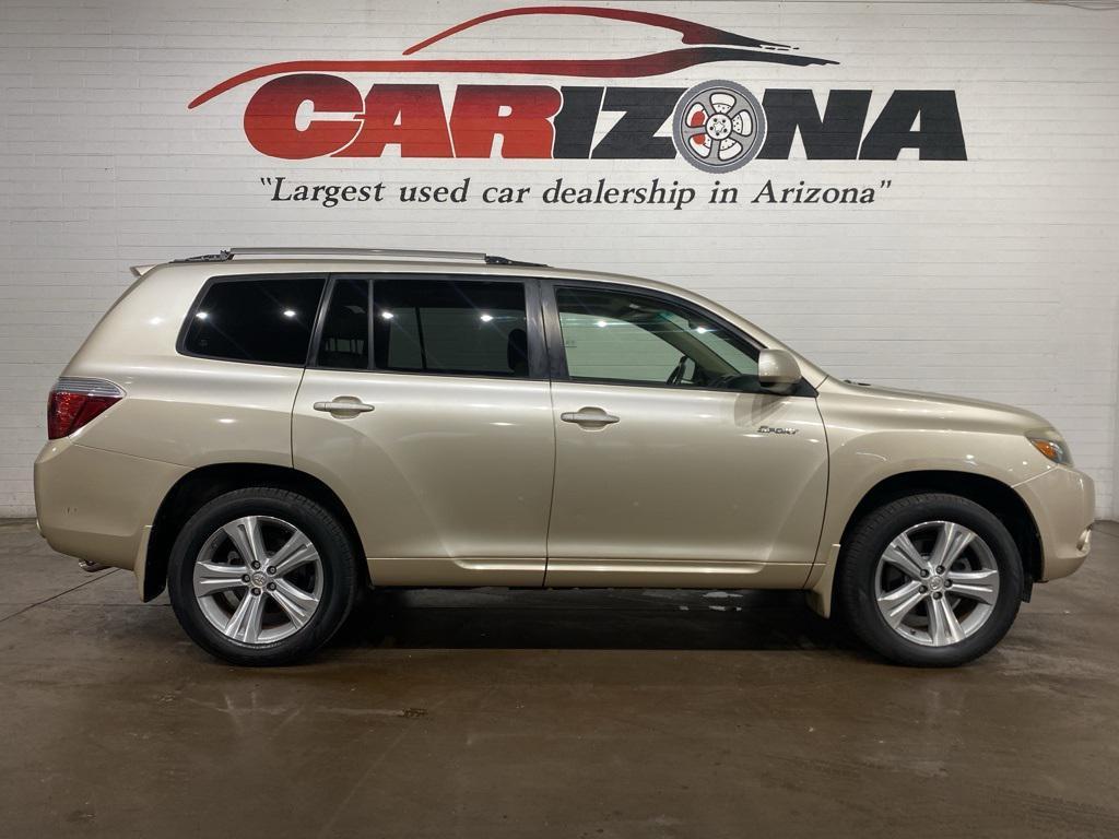used 2008 Toyota Highlander car, priced at $10,495