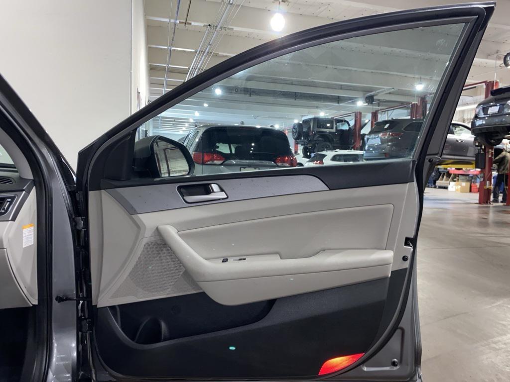 used 2017 Hyundai Sonata Hybrid car, priced at $10,444